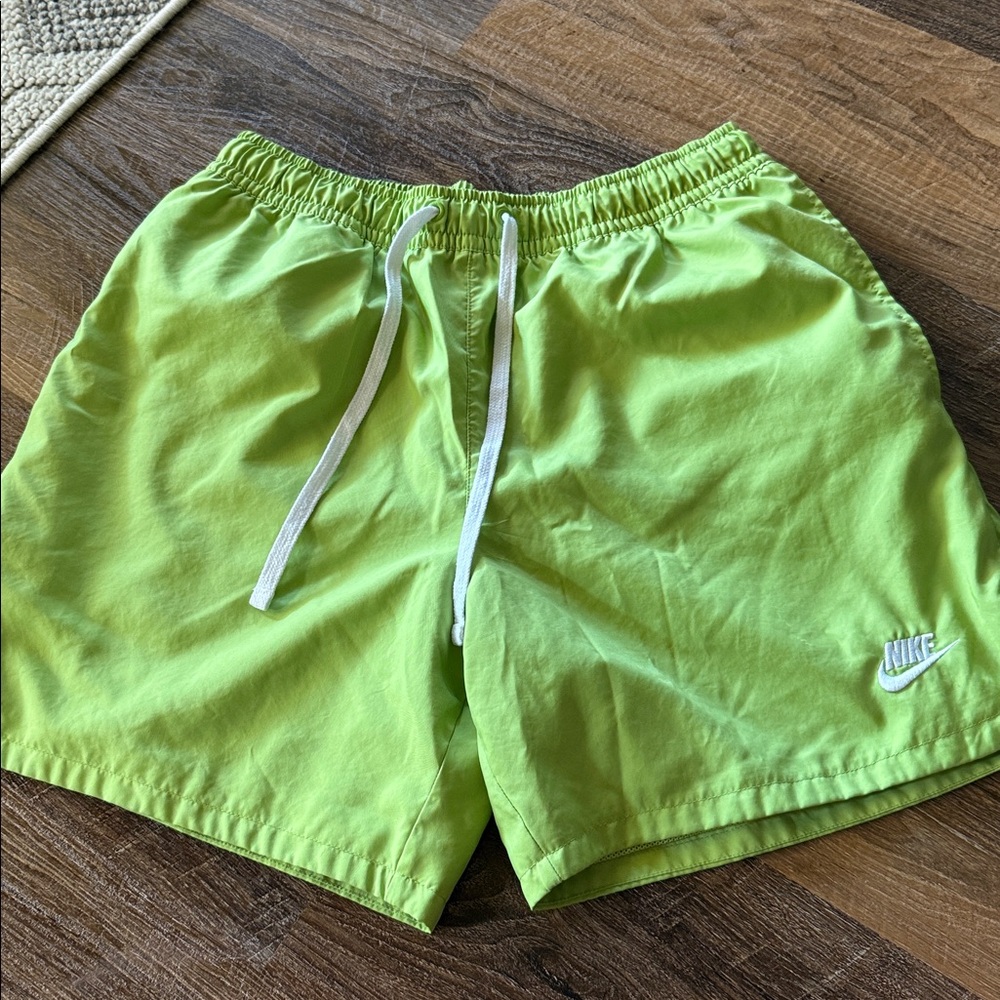 Nike Slime Volley Shorts Medium